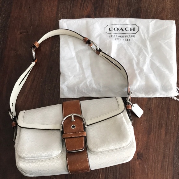 Coach Handbags - Coach Bag L04u-1463